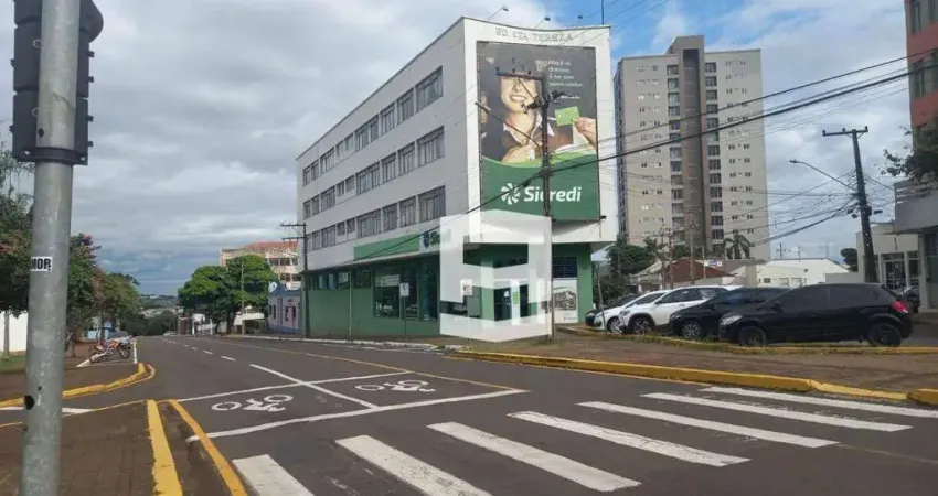 Apartamento com 3 dormitórios à venda, 143 m² por R$ 390.000,00 - Barra Funda - Apucarana/PR