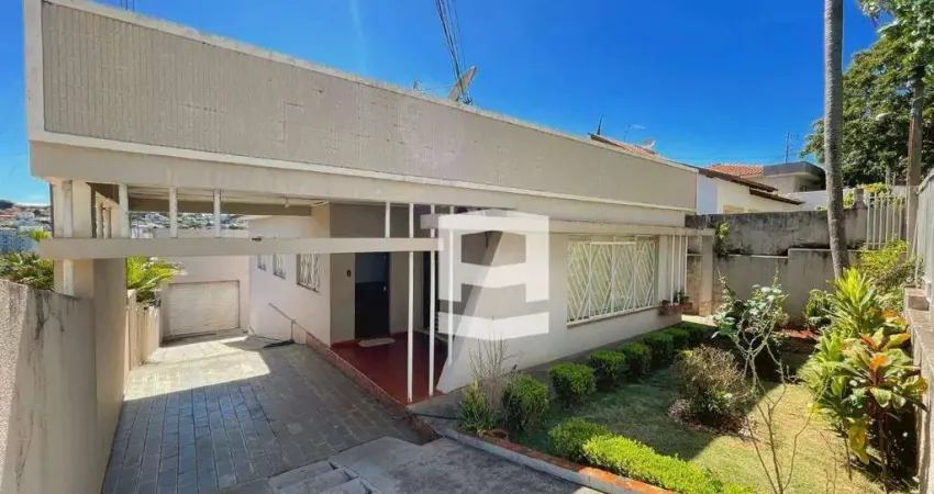 Casa com 1 dormitório à venda, 116 m² por R$ 485.000,00 - Centro - Apucarana/PR