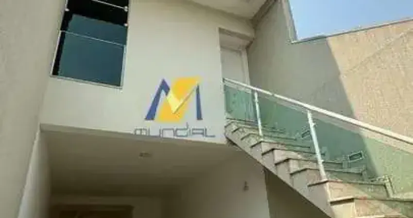 Sobrado à venda com 181m², 3 dormitórios, 1 suíte, 1 sala e 5 vagas!!!