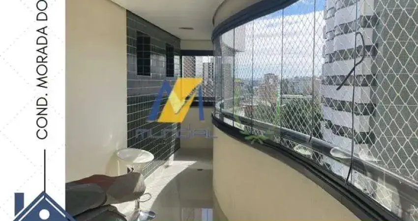 “Esse apê de luxo aceita permuta e tem quadra de squash. Já viu isso?!'