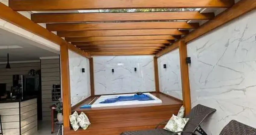 Casa com 4 quartos à venda na Rua Madre Mônica Maria, 982, Conjunto Habitacional Lea Leal, Maringá