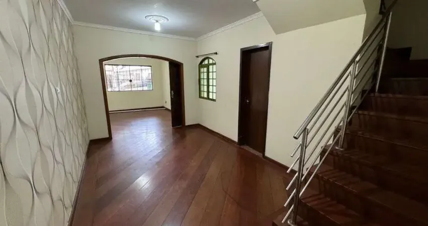 Casa com 4 quartos à venda na Rua Elvira lavorenti perego, 109, Parque Avenida, Maringá