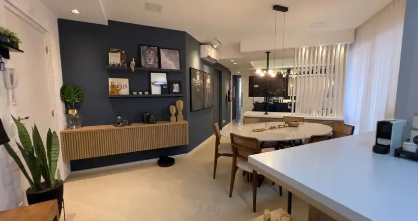 Apto perto da Unicesumar com condominio clube - 100% mobiliado