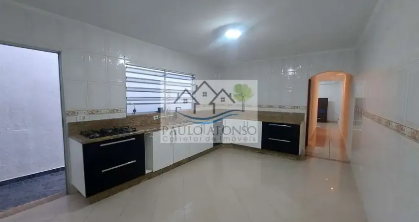 Casa com 2 quartos para alugar na Avenida Alziro Zarur, Parque Savoy City, São Paulo