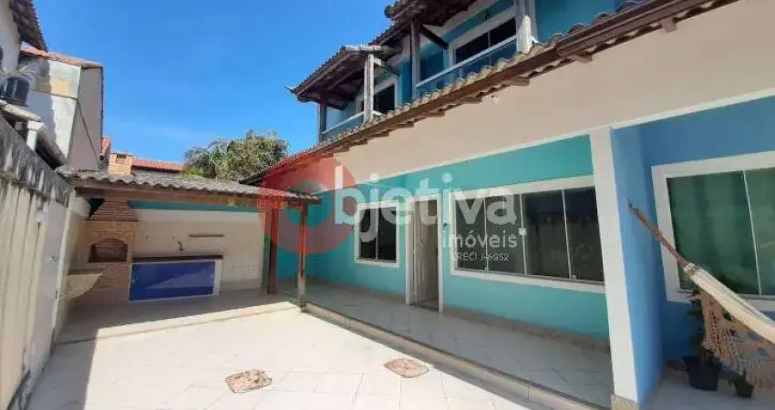 Casa com 4 dormitórios à venda, 118 m² por R$ 650.000,00 - Peró - Cabo Frio/RJ