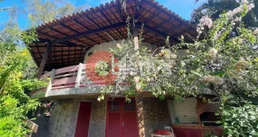 Casa com 3 dormitórios à venda, 60 m² por R$ 350.000,00 - Praia do Siqueira - Cabo Frio/RJ