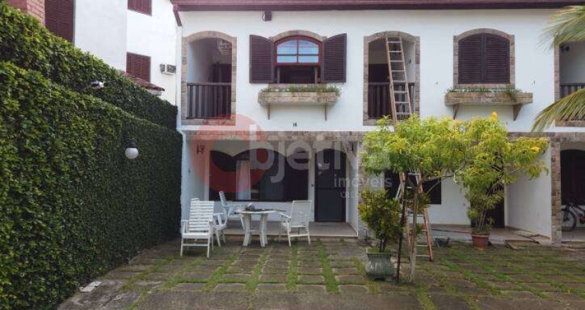 Casa com 2 dormitórios à venda, 99 m² por R$ 450.000,00 - Peró - Cabo Frio/RJ
