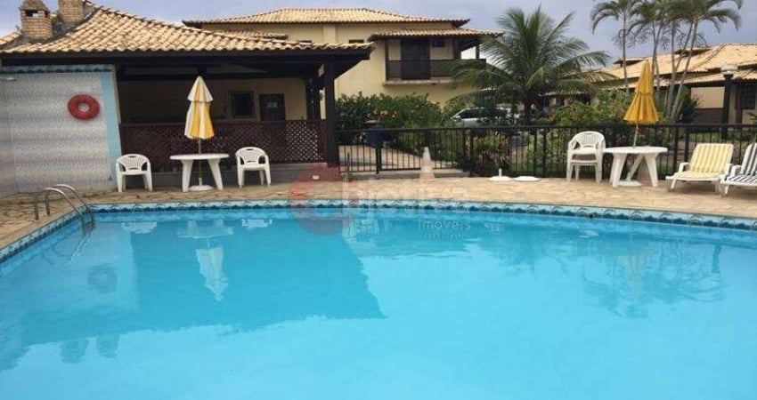 Casa em cond. com mobília de 2 quartos com 2 suítes na Ogiva em Cabo Frio