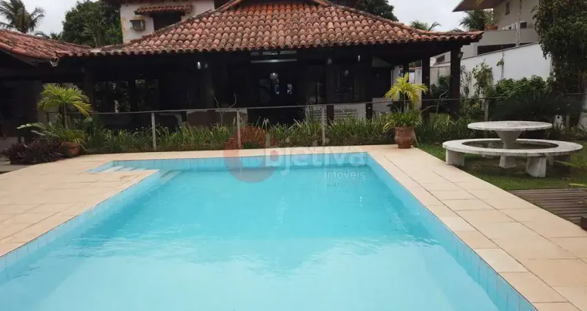 Casa em condomínio de luxo, 4 quartos, São Bento - Cabo Frio