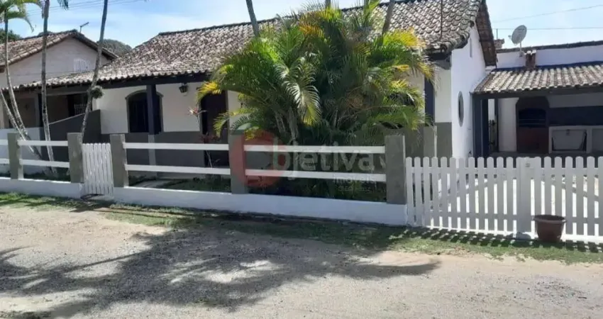 Casa independente a venda 3 quartos em Balneário em São Pedro da Aldeia