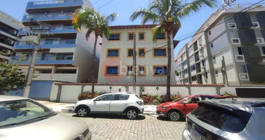 Apartamento de 3 quartos à 300 metros da Praia - Algodoal - Cabo Frio - RJ