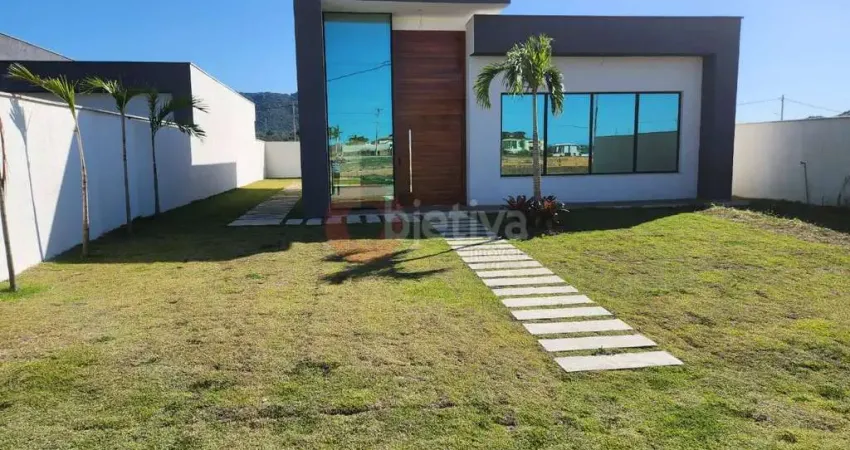 Casa em condomínio, 4 quartos, Balneário - São Pedro da Aldeia