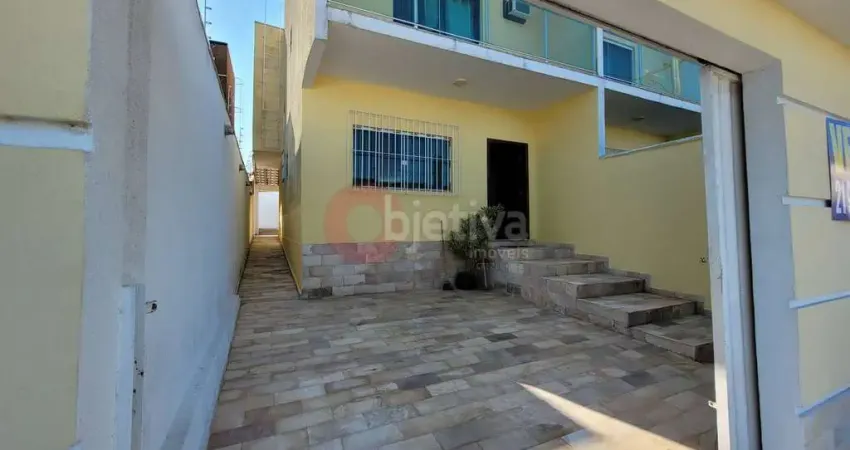 Casa duplex independente, 03  quartos, Colina do Pero I - Cabo Frio