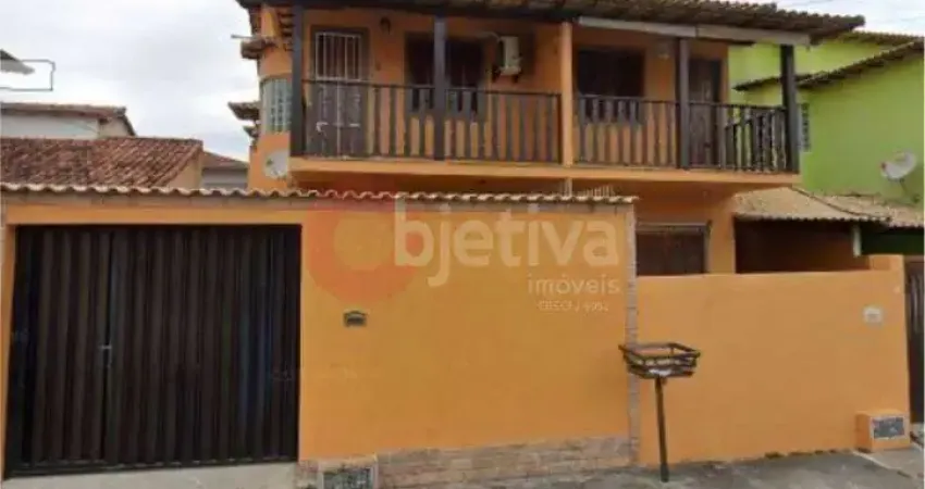Casa independente duplex a venda com 3 quartos - Palmeiras - Cabo Frio/RJ