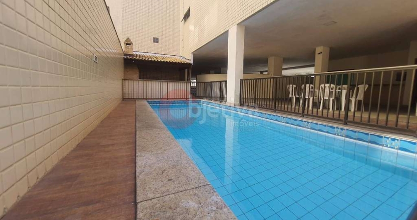 Apartamento linear, 2 quartos, 87m²,a 100m da Praia do Forte - Cabo Frio