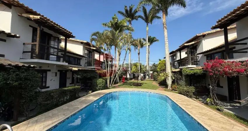 Casa duplex em condomínio, 2 quartos, lazer completo, Ogiva - Cabo Frio