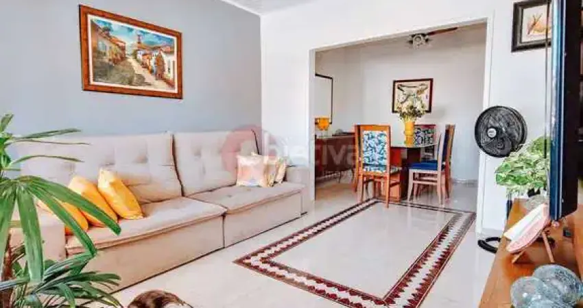 Casa duplex independente, 5 quartos, com energia solar, Braga - Cabo Frio
