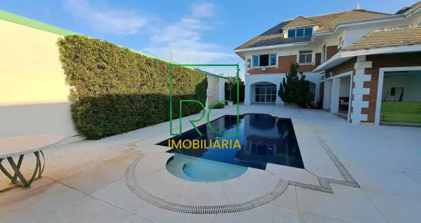 Casa de condomínio à venda, no Condomínio Malibú,  em Rio de Janeiro, Barra da Tijuca, com 4 quartos, 990m²