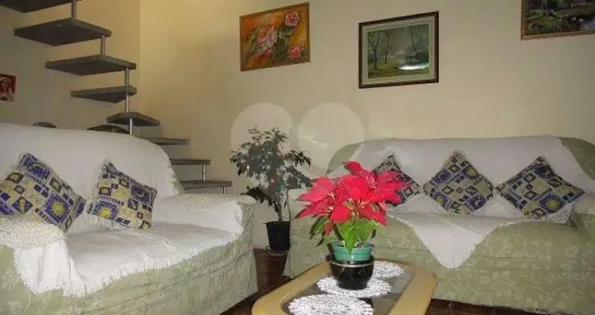Casa com 3 quartos à venda na Rua Sebastião Falconi, 41, Jardim Taboão, São Paulo