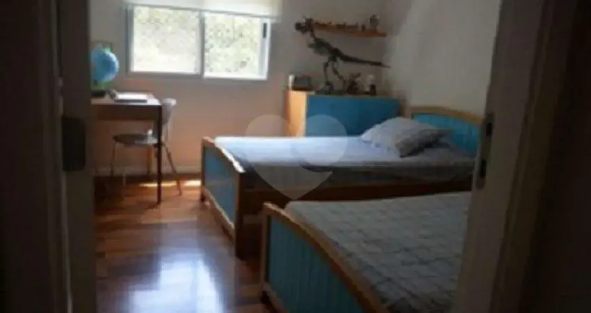 Apartamento com 4 quartos à venda na Rua Itapaiuna, 1800, Jardim Morumbi, São Paulo