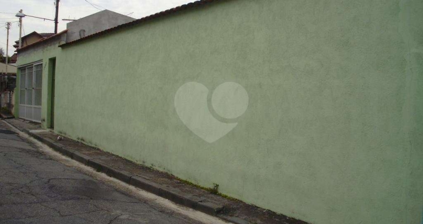 Casa com 3 quartos à venda na Rua Alexandre Ribeiro, 127, Horto Florestal, São Paulo