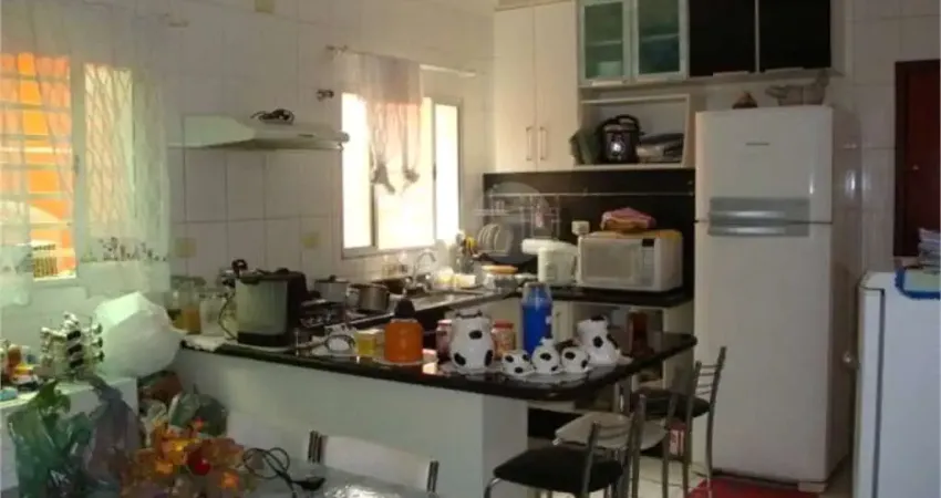 Casa com 3 quartos à venda na Rua Sargento Siqueira, 64, Vila Santa Terezinha (Zona Norte), São Paulo