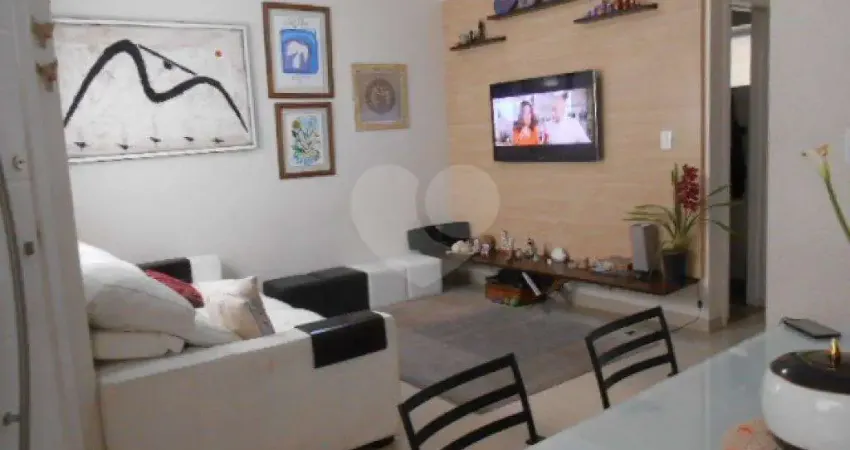 Casa em condomínio fechado com 3 quartos à venda na Rua Ana de Barros, 298, Jardim Santa Inês, São Paulo