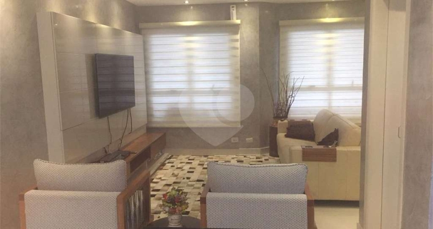 Casa em condomínio fechado com 3 quartos à venda na Avenida Santa Inês, 3266, Jardim Peri, São Paulo
