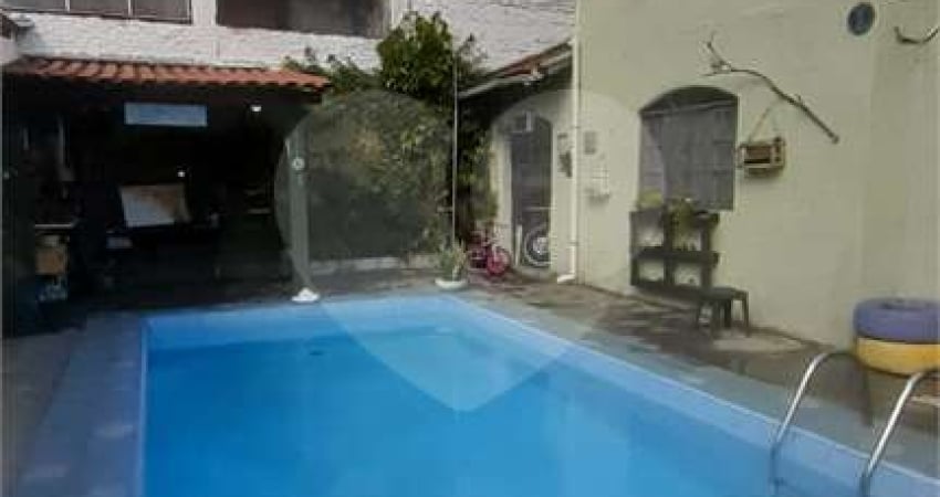 Casa com 6 quartos à venda na Rua Itaici, 275, Santa Teresinha, São Paulo