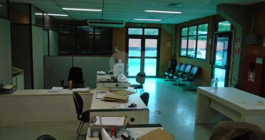 Barracão / Galpão / Depósito à venda na Estrada Três Cruzes, 718, Três Cruzes, São Paulo