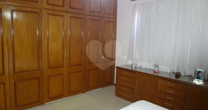 Casa com 4 quartos à venda na Rua Sebastião Carneiro, 401, Aclimação, São Paulo