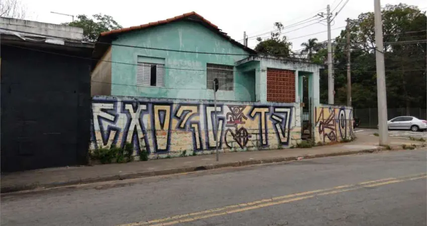 Terreno à venda na Avenida Mutinga, 3609, Jardim Santo Elias, São Paulo