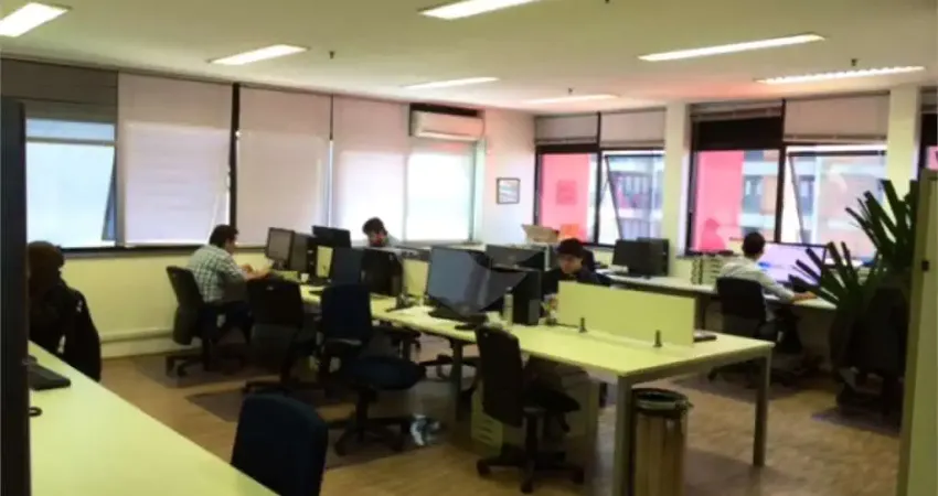 Sala comercial à venda na Rua Teixeira da Silva, 660, Paraíso, São Paulo