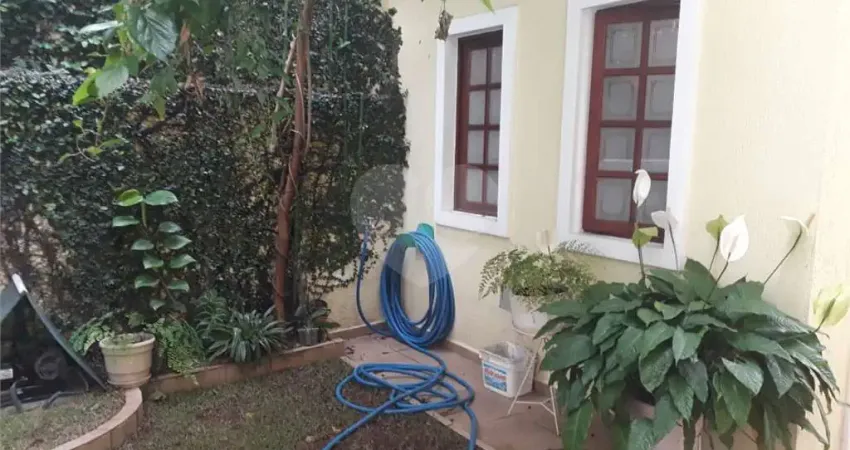 Casa com 6 quartos à venda na Rua Genova, 402, Jardim Leonor Mendes de Barros, São Paulo