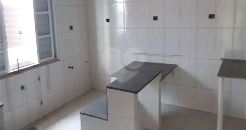 Casa com 4 quartos à venda na Rua Atílio Delanina, 221, Vila Campesina, Osasco