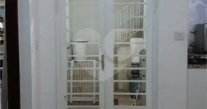 Casa com 3 quartos à venda na Rua Antônio Félix Pacheco, 235, Parque Maria Domitila, São Paulo