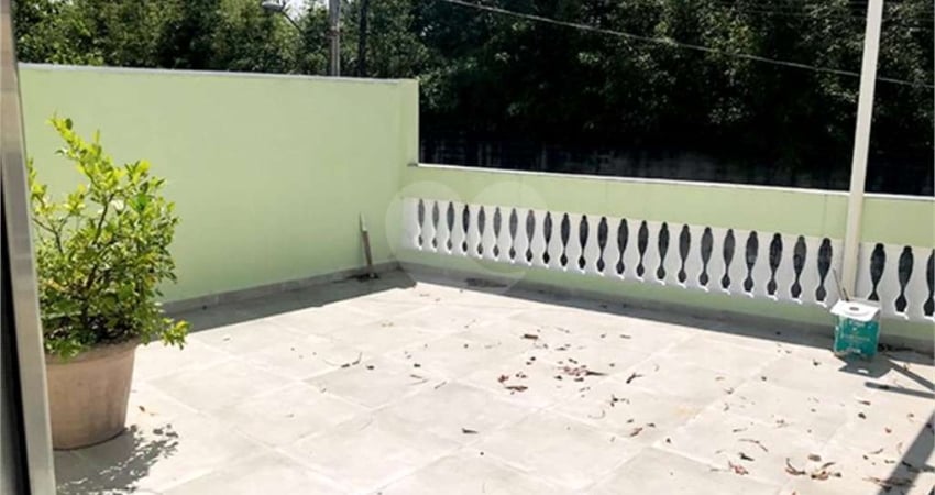 Casa com 3 quartos à venda na Avenida Carlos Oberhuber, 637, Jardim Floresta, São Paulo
