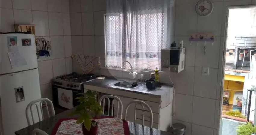 Casa com 3 quartos à venda na Rua Manuel Justiniano Quintão, 163, Vila Palmeiras, São Paulo