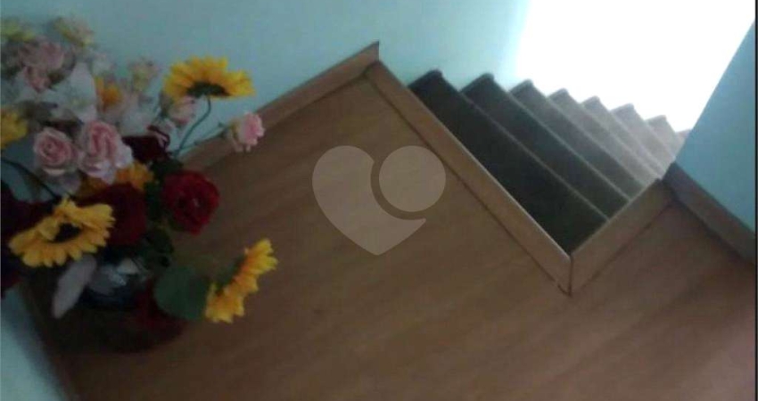 Casa com 3 quartos à venda na Rua Ismael Neri, 404, Água Fria, São Paulo