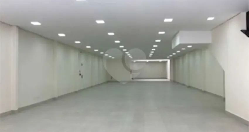 Prédio para alugar na Rua Apucarana, 436, Tatuapé, São Paulo