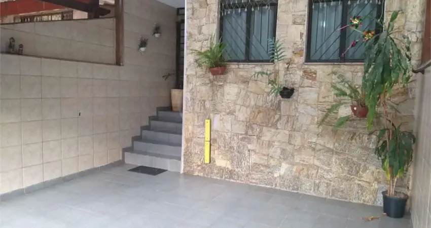 Casa com 3 quartos à venda na Rua Paulo Prado, 116, Vila Constança, São Paulo