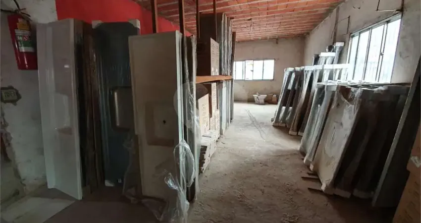 Prédio à venda na Rua Demas Zitto, 902, Parque Residencial Cocaia, São Paulo