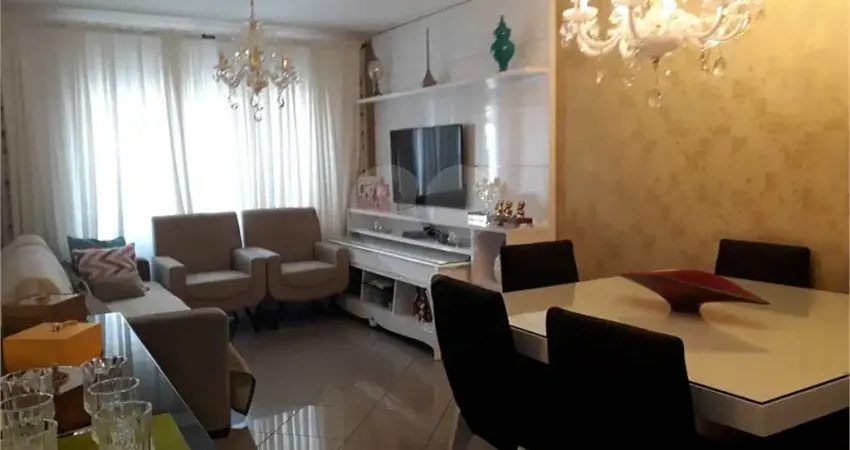 Casa com 3 quartos à venda na Rua Willis Roberto Banks, 1050, Parque Maria Domitila, São Paulo