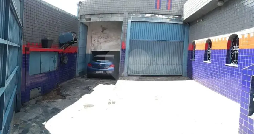 Barracão / Galpão / Depósito à venda na Avenida Pastor Cícero Canuto de Lima, 1, Jardim Caguassu, São Paulo