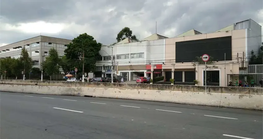 Prédio para alugar na Avenida Engenheiro Caetano Álvares, 530, Casa Verde, São Paulo