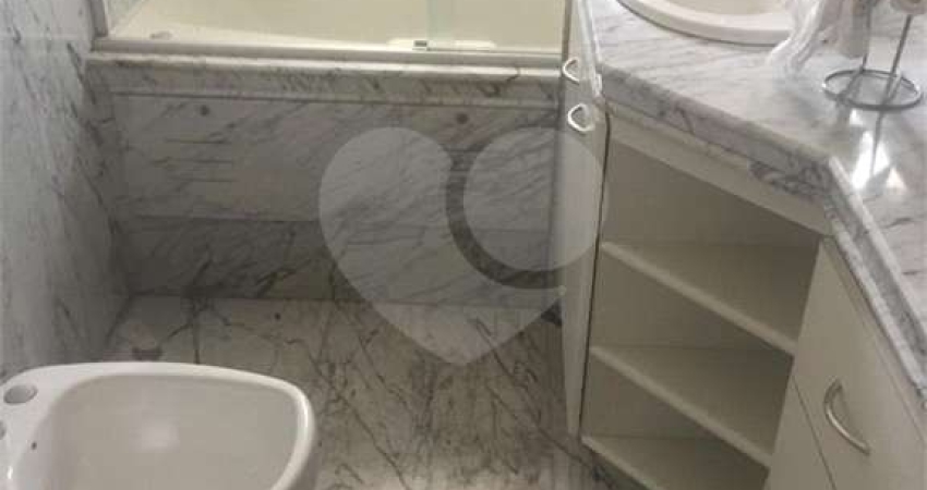 Casa com 3 quartos à venda na Rua Mestras Pias Filippini, 332, Parque Monteiro Soares, São Paulo
