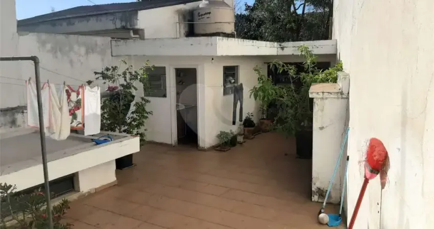 Casa com 3 quartos à venda na Rua José Benedito Nogueira, 76, Vila Irmãos Arnoni, São Paulo
