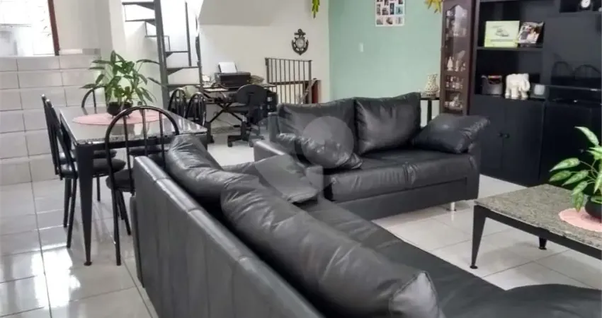 Casa com 3 quartos à venda na Rua Mestras Pias Filippini, 452, Parque Monteiro Soares, São Paulo