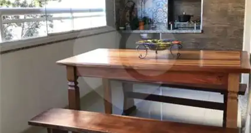 Apartamento com 3 quartos à venda na Rua Correggio, 251, Vila Suzana, São Paulo