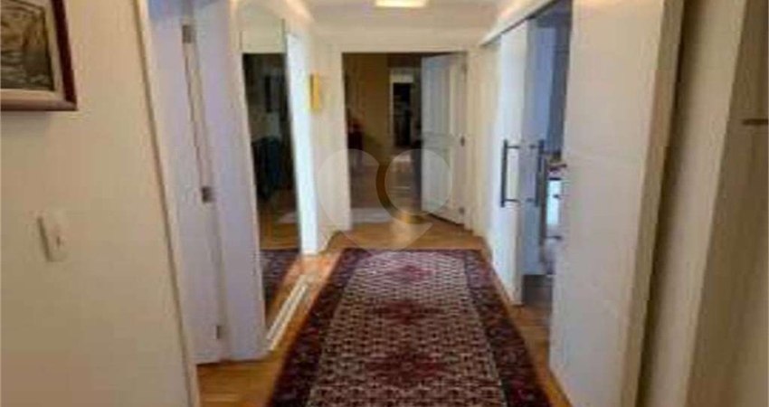 Apartamento com 3 quartos à venda na Alameda Campinas, 541, Jardim Paulista, São Paulo